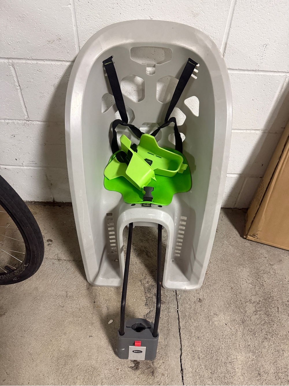 Bell Cocoon Rear Child Bike Seat with Neon Green Insert